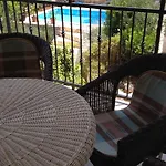 Familia Hvar Guest house 4*