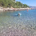 Guest house Familia Hvar