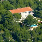 Familia Hvar Guest house