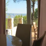 Familia Hvar Guest house 4*