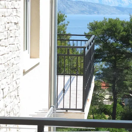 Familia Hvar Guest house