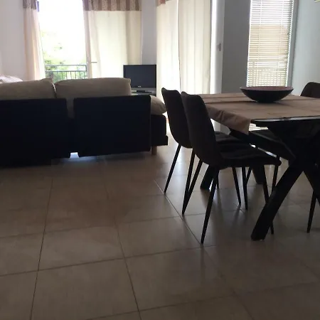 Familia Hvar Affittacamere Vrboska